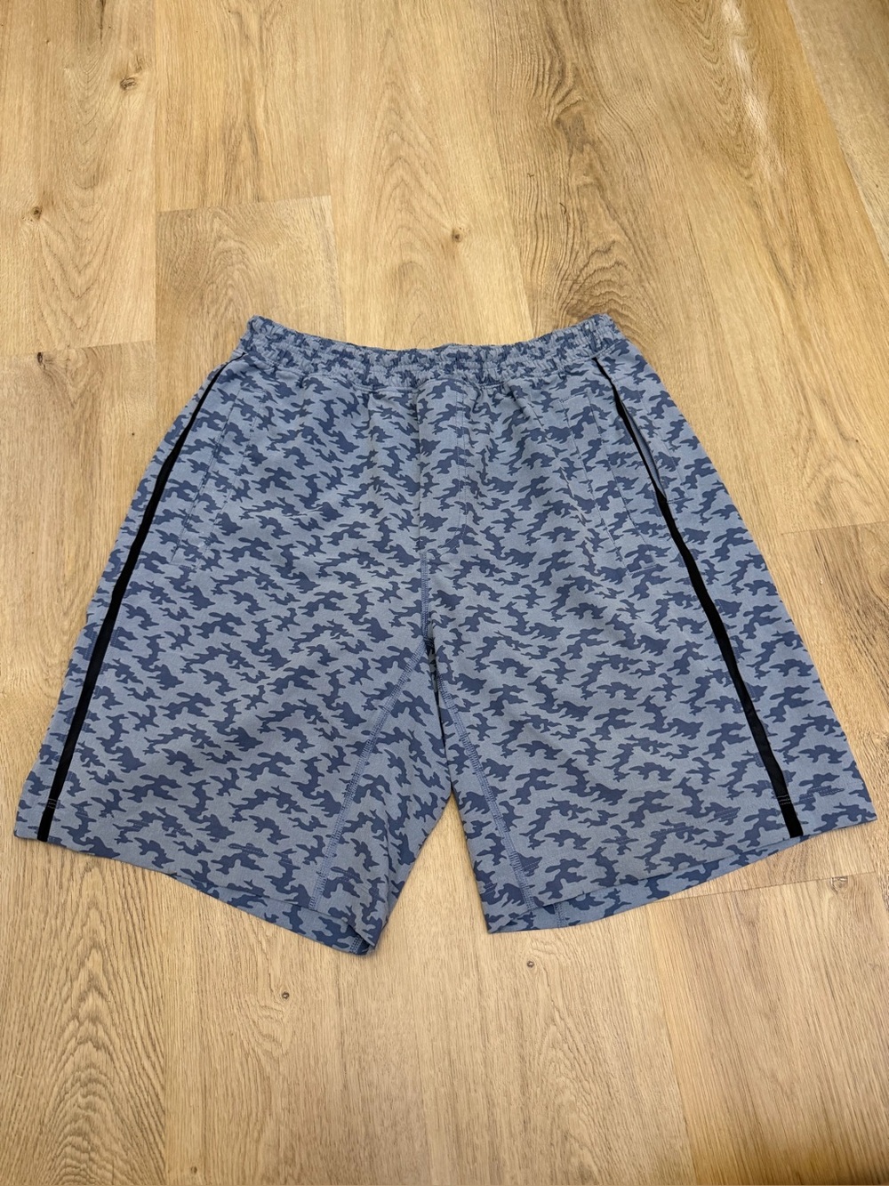 Lululemon Pace Breaker 9” Blue Camo Athletic Shorts